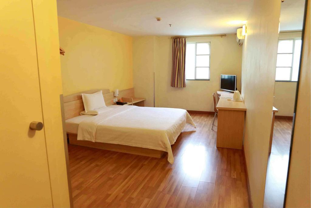 7Days Inn Foshan Zumiao Baihua Plaza Habitación foto