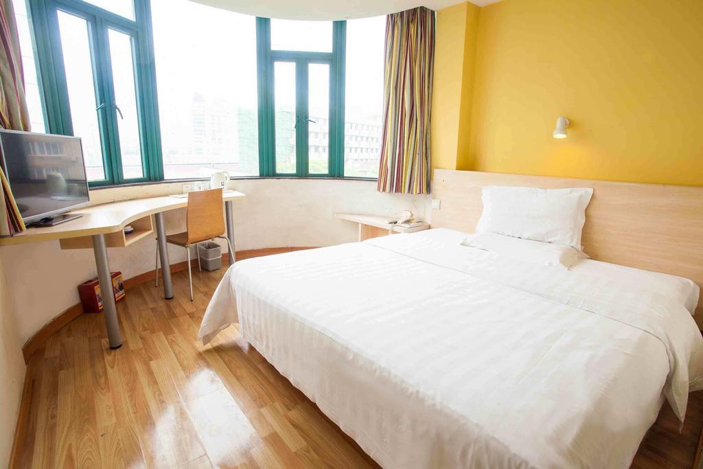 7Days Inn Foshan Zumiao Baihua Plaza Habitación foto