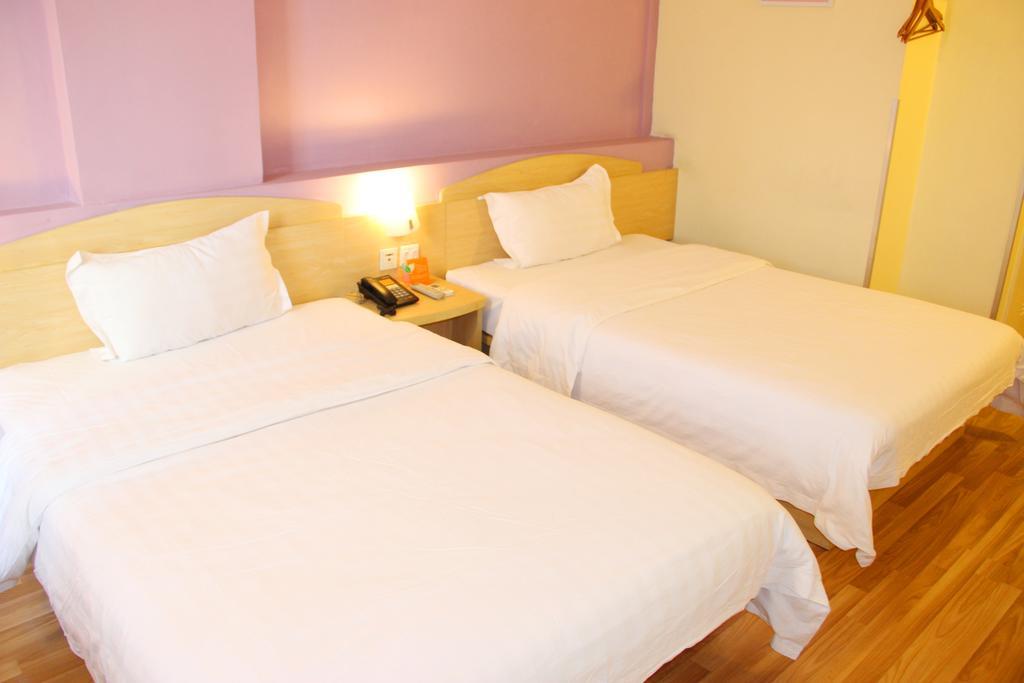 7Days Inn Foshan Zumiao Baihua Plaza Habitación foto