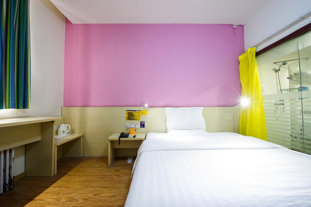 7Days Inn Foshan Zumiao Baihua Plaza Habitación foto
